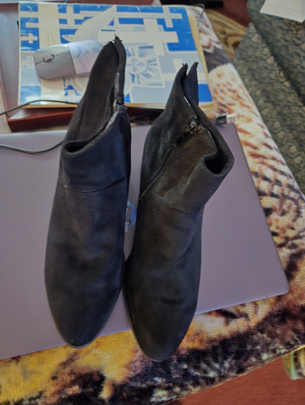 Women's Black Suede Ankle Boots - Classic Zip Closure Brand New Never Worn Sz8